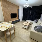 Isla\'S Luxurious Seaside Apartments